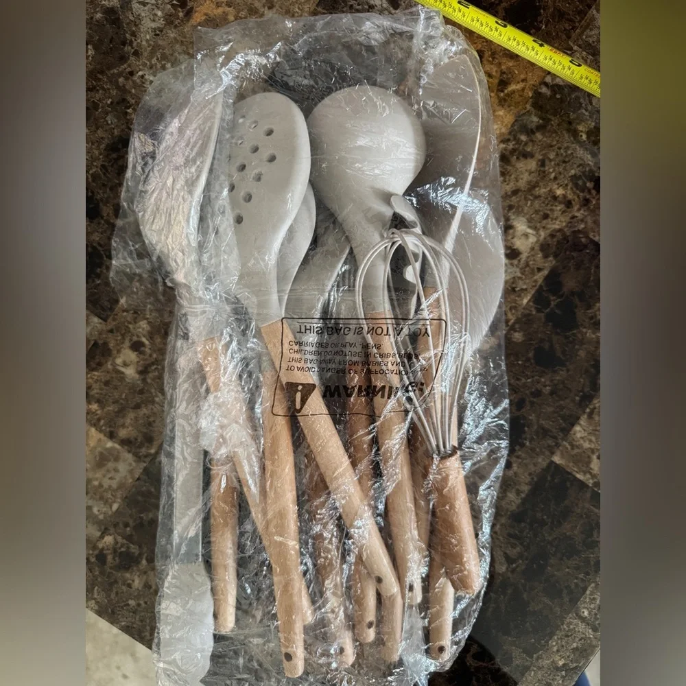 14 Piece Silicone Kitchen Utensil Set with Wooden Handles & Matching Holder